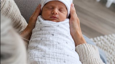 كان عندي 10 سنين لما مرات أبويا رمتني في عز البرد