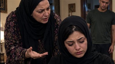 يوم طلاقي حماتي فضلت واقفة ورايا وأنا بلم هدومي